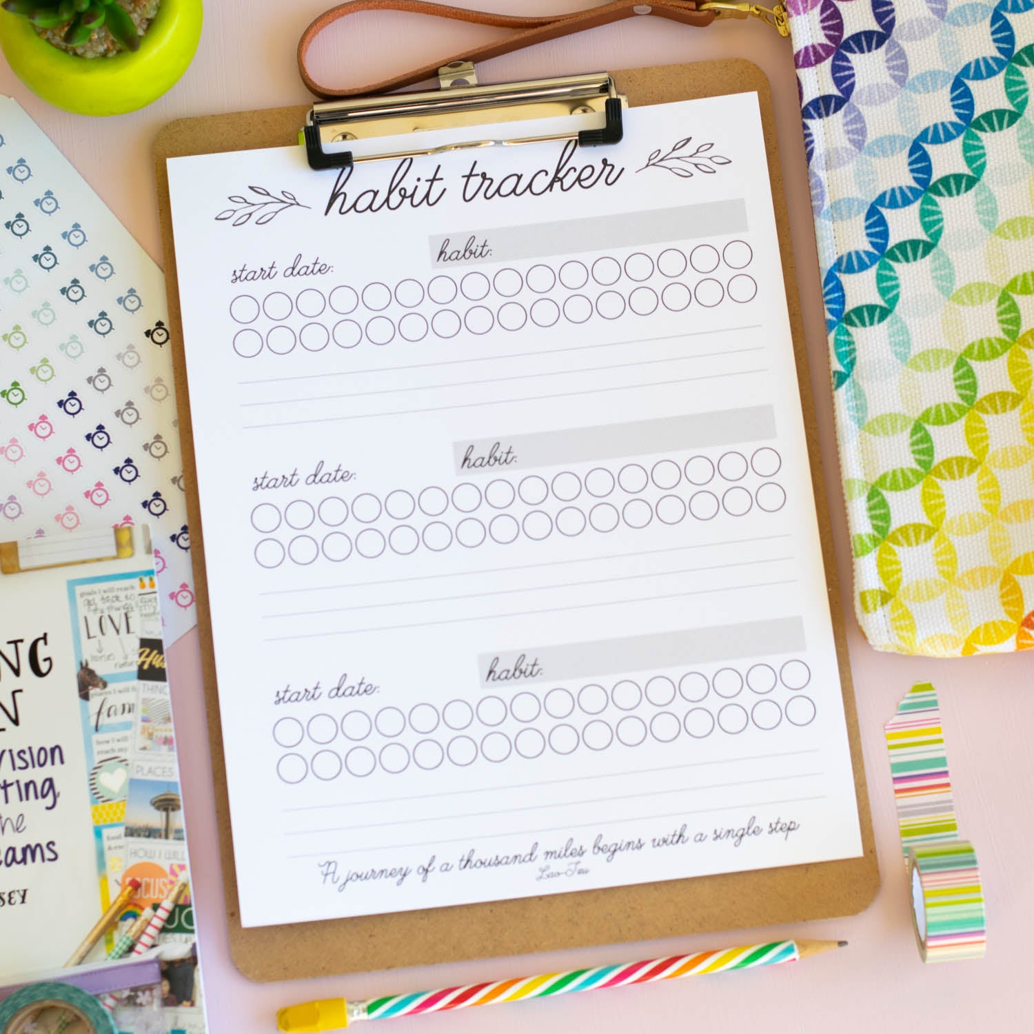 Black and White Habit Tracker – Carrie Elle